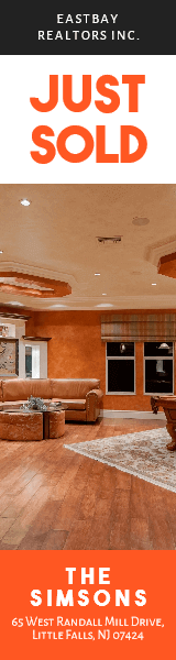 Skyscrapper Banner Layout Perfect for Real Estate Businesses